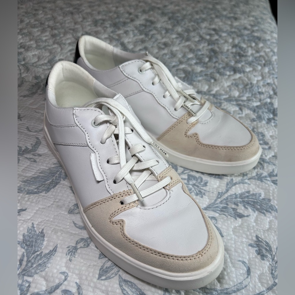 Cole Haan Grand Crosscourt Modern WhiteTan Women’s Tennis Shoes Sneakers 7 1/2B